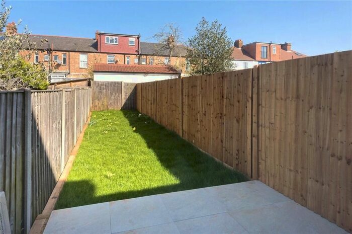 3 Bedroom Flat To Rent In Gorringe Park Avenue, Mitcham, London, CR4