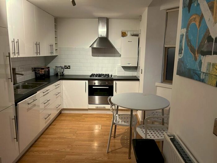 1 Bedroom Flat To Rent In Cruikshank Street, London, WC1X