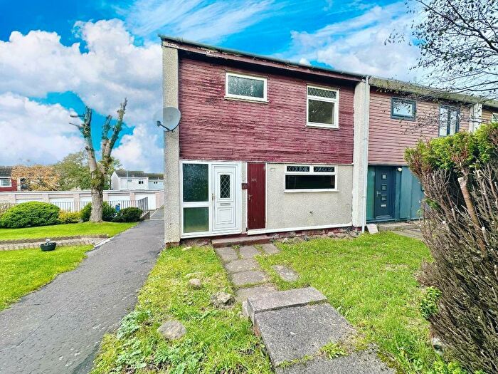 3 Bedroom Terraced House To Rent In Teal Crescent, Greenhills, East Kilbride, G75