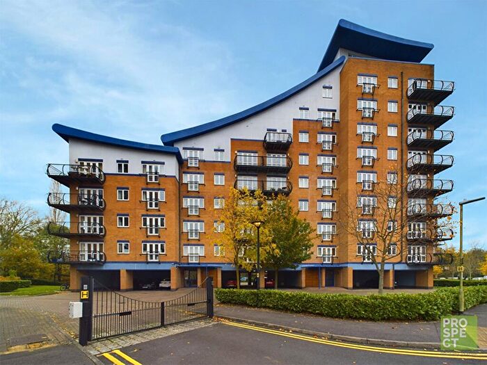 2 Bedroom Apartment To Rent In Luscinia View, Napier Road, Reading, Berkshire, RG1