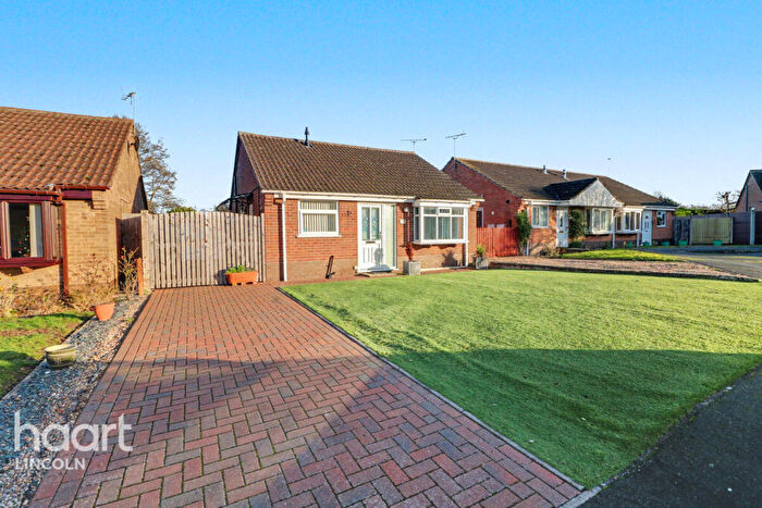 2 Bedroom Detached Bungalow For Sale In Brigg Grove, Doddington Park, LN6