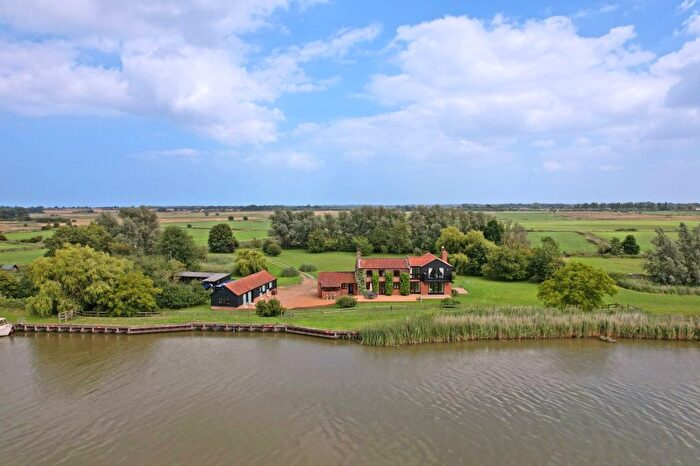 7 Bedroom Detached House For Sale In Main Road, Acle, NR13