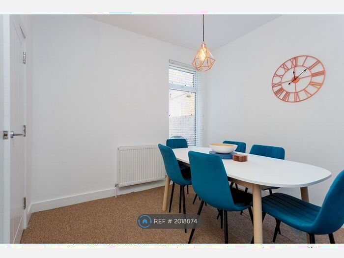 3 Bedroom Terraced House To Rent In Reginald Road, Southsea, PO4