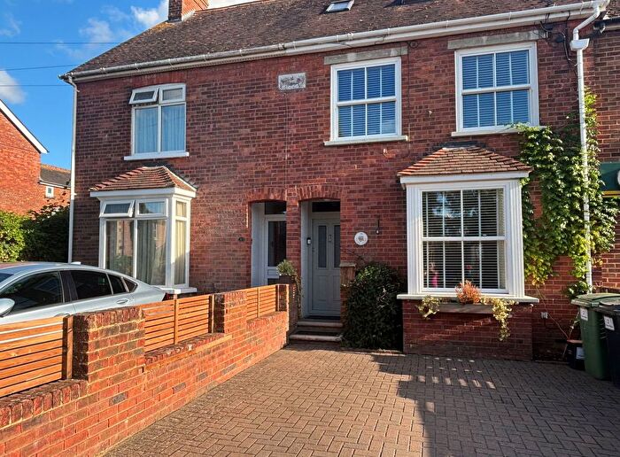 4 Bedroom Semi-detached House For Sale In Marden, Kent, TN12