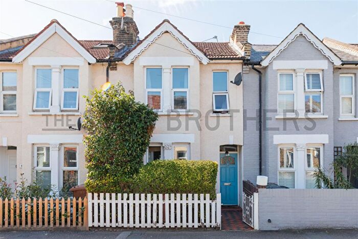 2 Bedroom Property To Rent In Hervey Park Road, London, E17