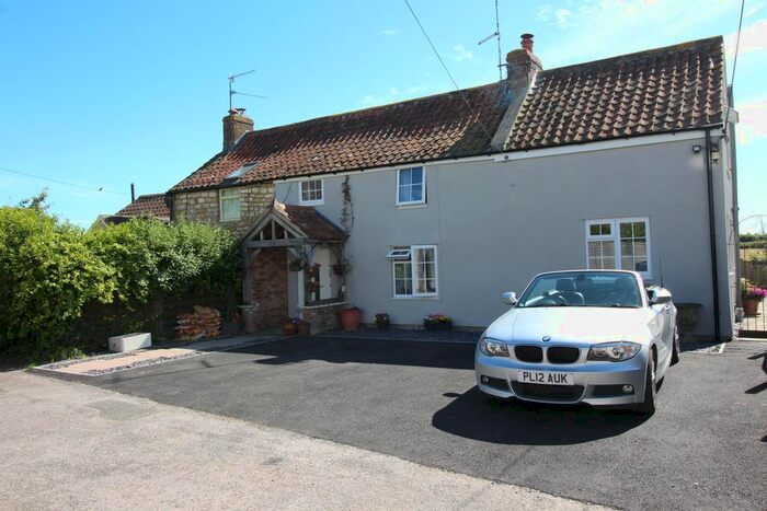 5 Bedroom Cottage For Sale In The Lane, Easter Compton, South Gloucestershire, BS35