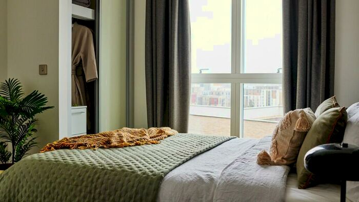 3 Bedroom Apartment To Rent In Aerial Square, London, NW9