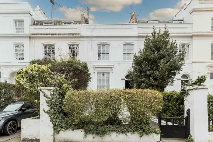 1 Bedroom Flat To Rent In Hammersmith Grove, London, W6