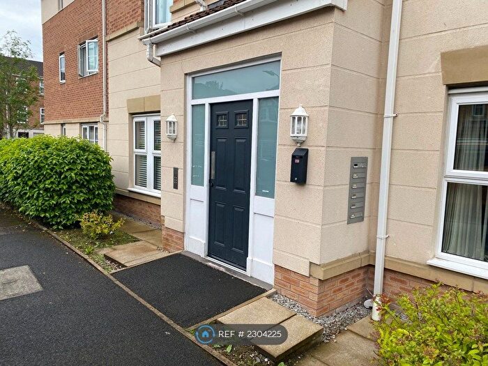 2 Bedroom Flat To Rent In Horwich, Bolton, BL6