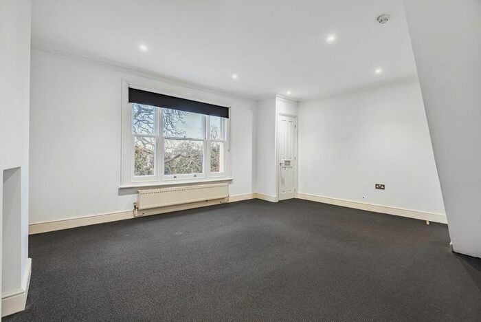 1 Bedroom Flat To Rent In Clarence Road, Windsor, Berkshire, SL4