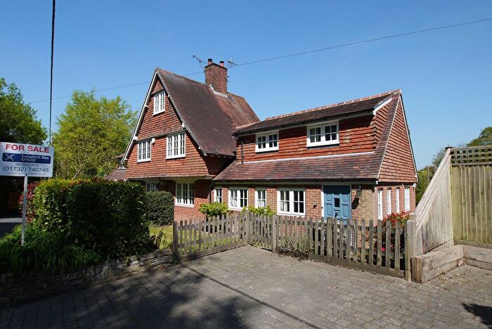 4 Bedroom Semi-Detached House For Sale In Brasted Chart, Westerham, TN16