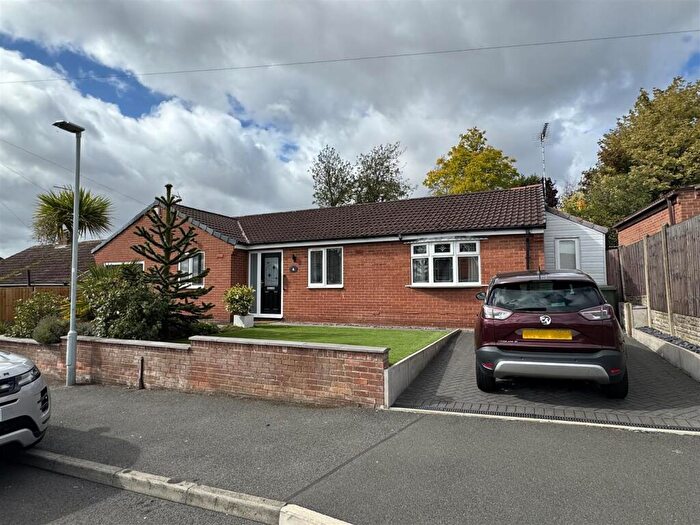 3 Bedroom Detached Bungalow For Sale In Sunfield Avenue, Worksop, S81