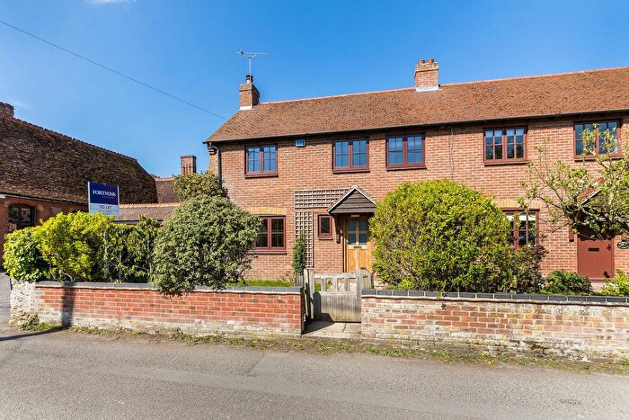 4 Bedroom Semi-Detached House To Rent In Queen Street, Dorchester-On-Thames, OX10