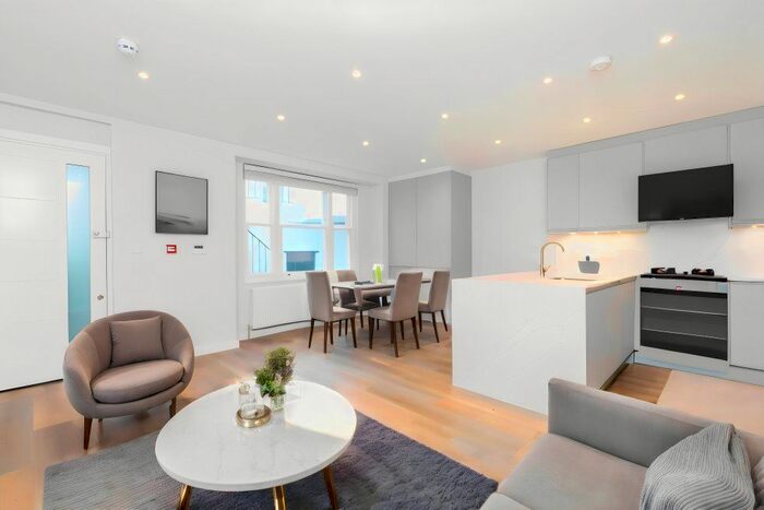 3 Bedroom Flat To Rent In Colville Road, London, W11