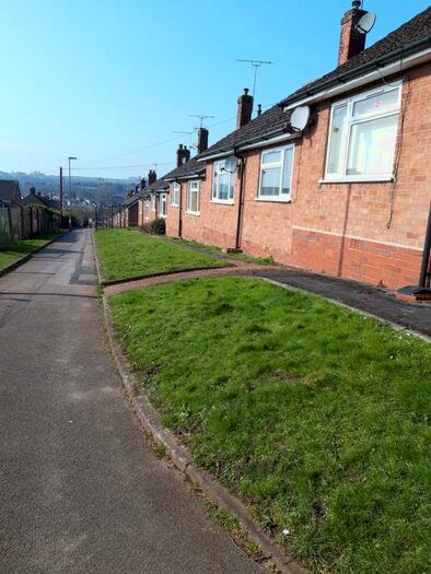 1 Bedroom Bungalow To Rent In Hartington Close, Leek, Staffordshire, ST13