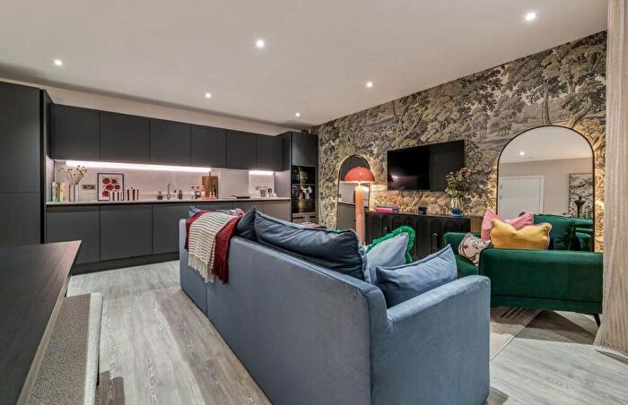 2 Bedroom Apartment To Rent In Dagenham Green, Kent Avenue, RM12