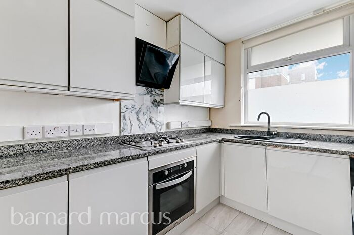 1 Bedroom Flat To Rent In Upper Ricmond Road, Putney, SW15