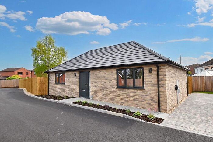 2 Bedroom Detached Bungalow For Sale In Shooters Close, Caistor, Market Rasen, LN7