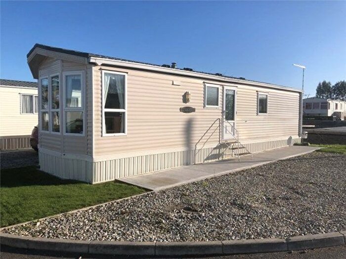 2 Bedroom Mobile/park Home For Sale In Bradwell-On-Sea, Southminster Essex, CM0