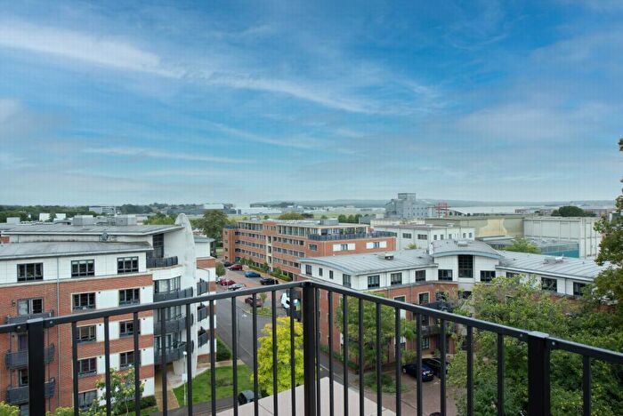 2 Bedroom Apartment To Rent In Farnborough Road, Farnborough, GU14