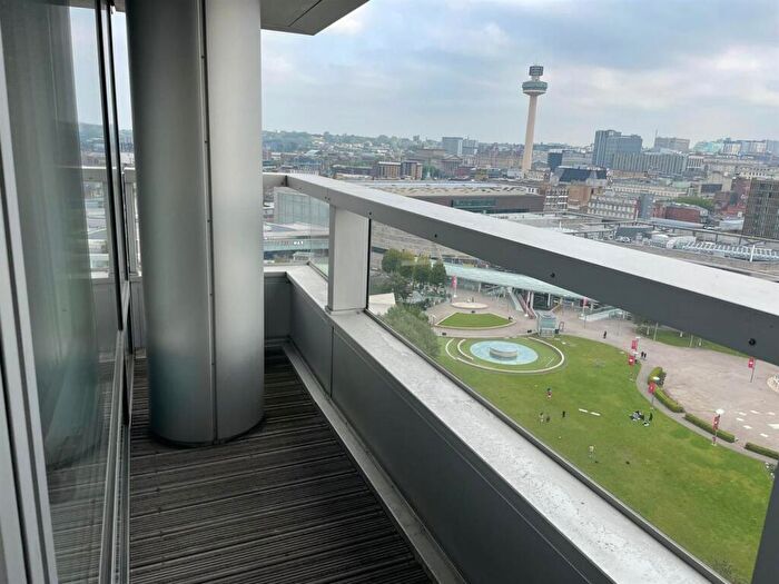 2 Bedroom Apartment To Rent In Strand Street, Liverpool, L1