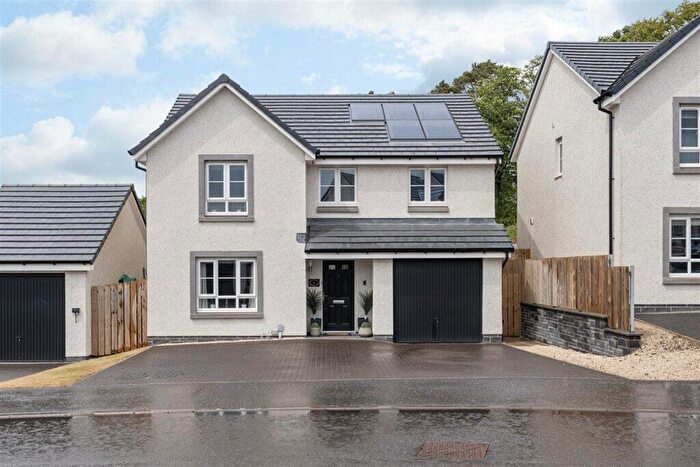 5 Bedroom Detached House For Sale In Highbury Grove, Jackton, G75