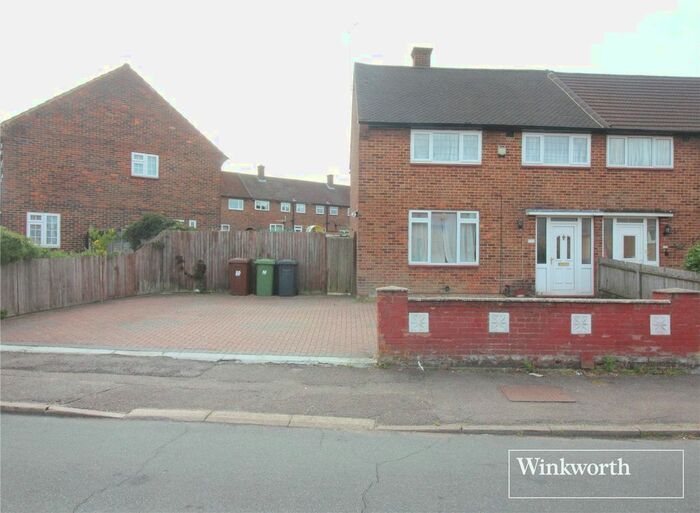 3 Bedroom Semi-Detached House To Rent In Cleveland Crescent, Borehamwood, Hertfordshire, WD6