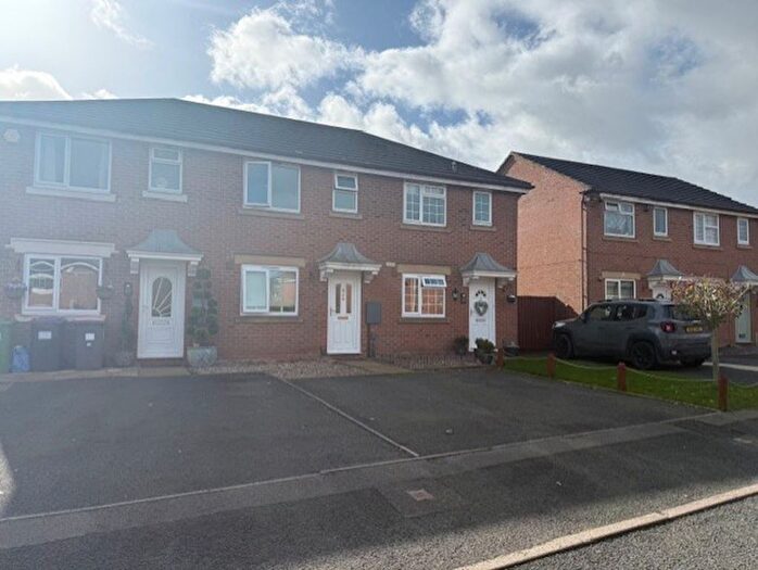 2 Bedroom Terraced House For Sale In Brick Kiln Way, Donnington, Telford, TF2