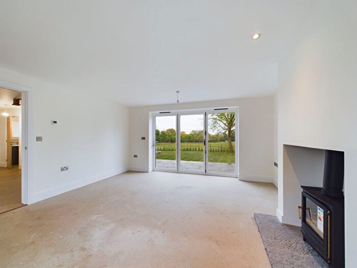 5 Bedroom Detached House For Sale In Manor Park, Keinton Mandeville, TA11