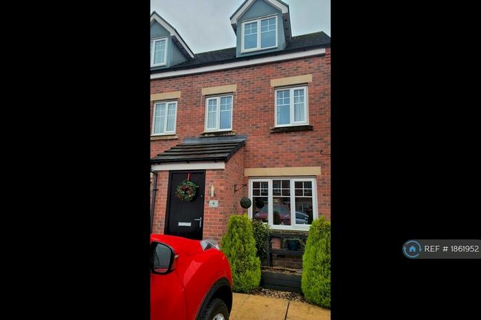3 Bedroom Semi-Detached House To Rent In Trethorne Avenue, Buckshaw Village, Chorley, PR7