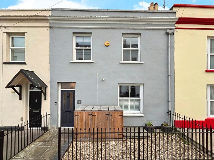 3 Bedroom Terraced House For Sale In Gloucester Place, Cheltenham, Gloucestershire, GL52