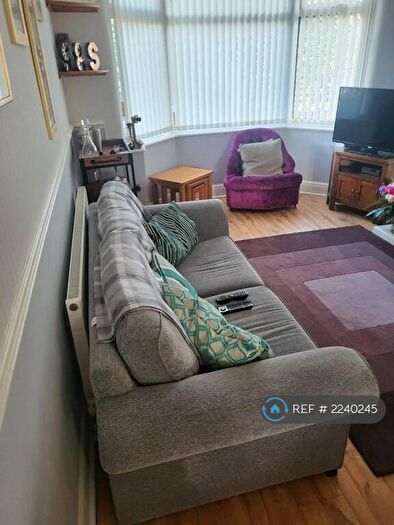 3 Bedroom Semi-Detached House To Rent In Stretford, Stretford, M32