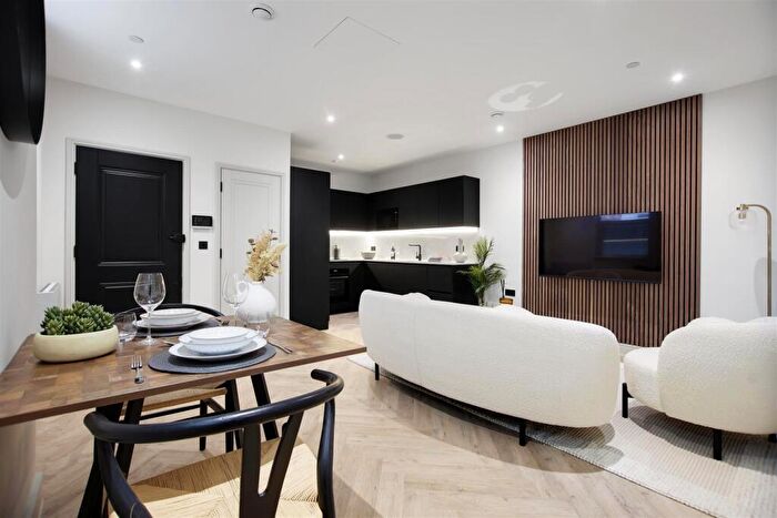 1 Bedroom Apartment For Sale In Apartment, Pilgrim House, High Street, Billericay, CM12