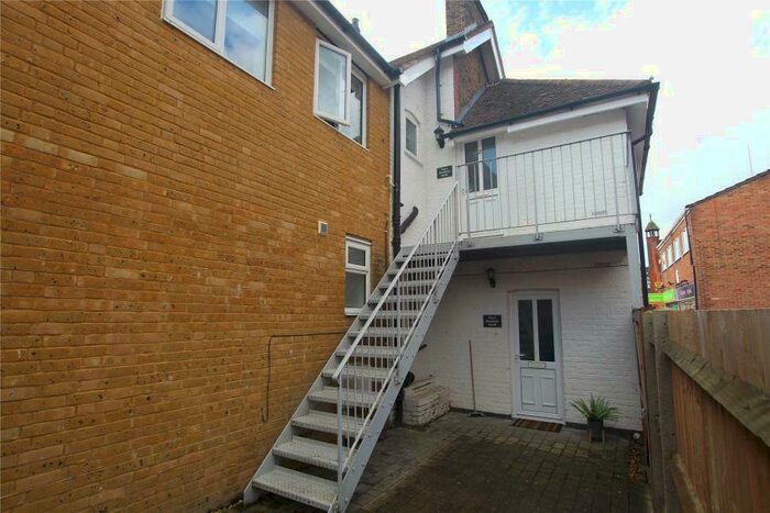1 Bedroom Apartment To Rent In Woking, GU24