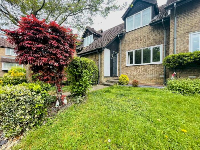 1 Bedroom House To Rent In Mahon Close, Enfield, EN1