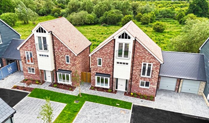 4 Bedroom Detached House For Sale In The Chimes, EN10