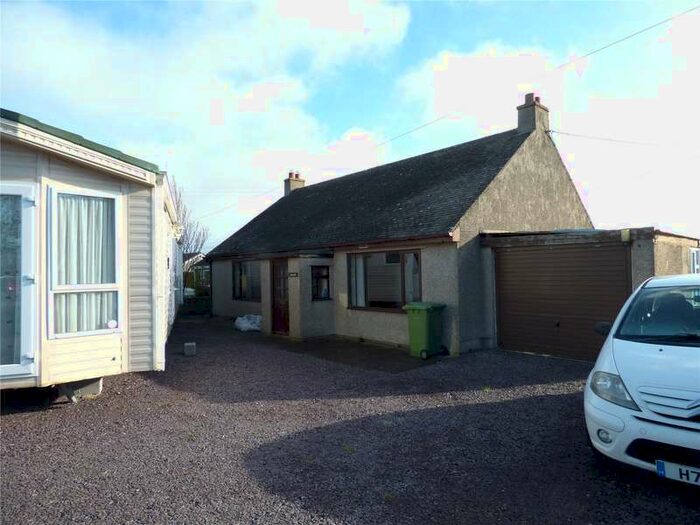2 Bedroom Detached Bungalow For Sale In Anwylfa, Gwalchmai, Holyhead, Sir Ynys Mon, LL65