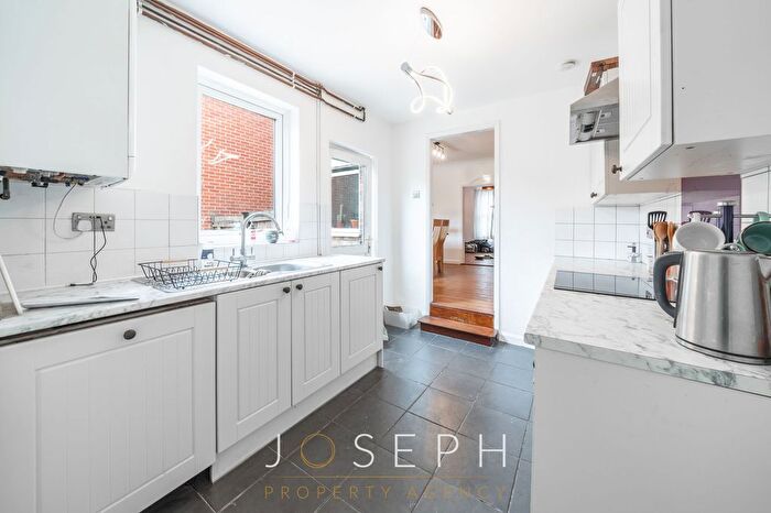 2 Bedroom End Of Terrace House To Rent In Seymour Road, Ipswich, IP2