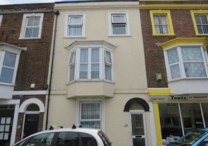 1 Bedroom Flat To Rent In Park Street, Weymouth, DT4