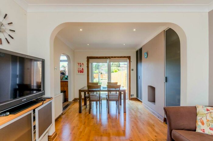 3 Bedroom Semi-Detached House To Rent In Windsor Road, Harrow Weald, Harrow, HA3