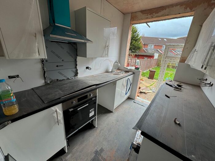 3 Bedroom Semi-Detached House To Rent In Staines Rd, Ilford, IG1