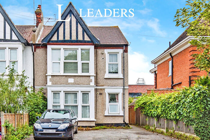 1 Bedroom Flat To Rent In Anerley Road, Westcliff On Sea, SS0