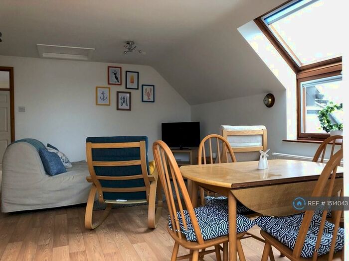 Studio To Rent In West End, Horwood, Bideford, EX39