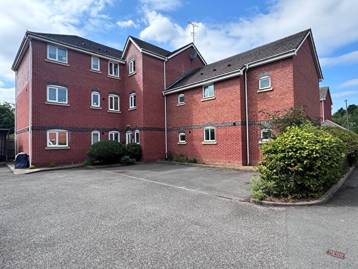 2 Bedroom Apartment To Rent In Harbourne Close, Kenilworth, CV8