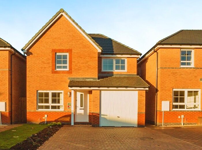 3 Bedroom Detached House To Rent In Mitchells Main Close, Barnsley, South Yorkshire, S73