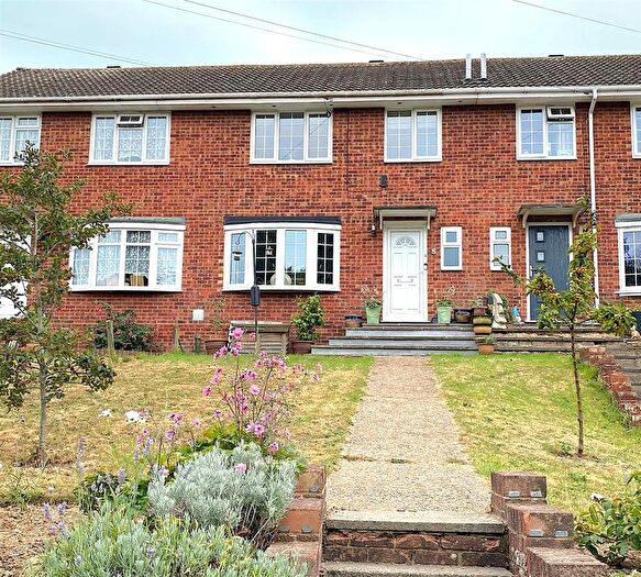 3 Bedroom Property For Sale In Lullington Close, Bexhill-On-Sea, TN40