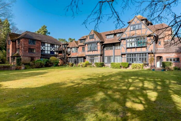 1 Bedroom Flat To Rent In Tudor Hall, Branksome Park Road, Camberley, Surrey, GU15