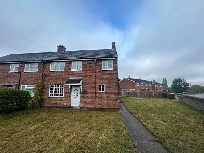 3 Bedroom Semi-Detached House To Rent In Elmsdale Road, Hartshorne, DE11