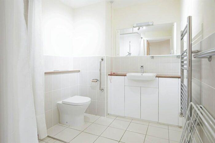 1 Bedroom Flat To Rent In Swift House, Maidenhead, Berkshire, SL6