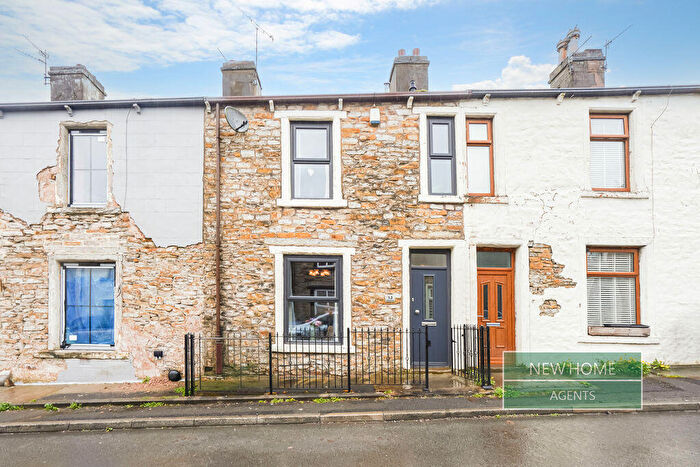 3 Bedroom Terraced House For Sale In Commercial Street, Loveclough, Rossendale, BB4